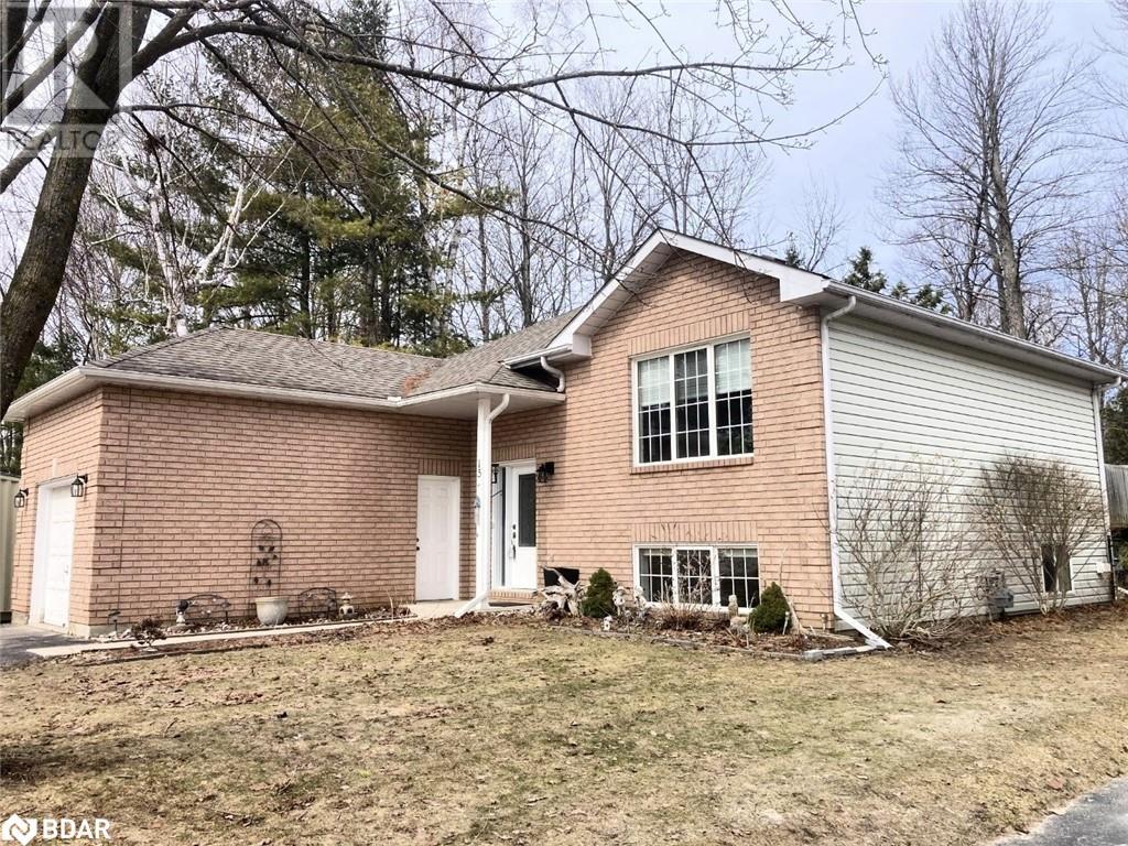 15 Lisbon Court, Wasaga Beach, Ontario  L9Z 1L2 - Photo 2 - 40698078