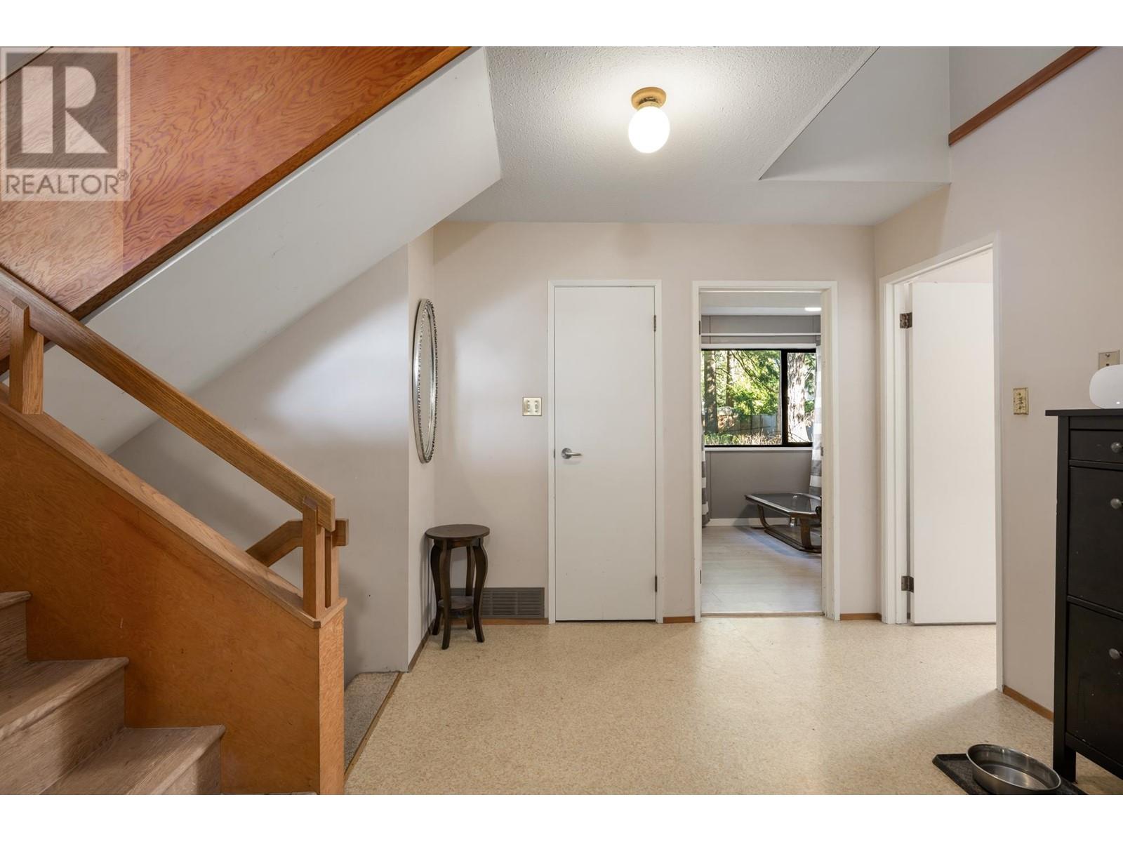1090 Handsworth Road, North Vancouver, British Columbia  V7R 2A6 - Photo 16 - R2975934