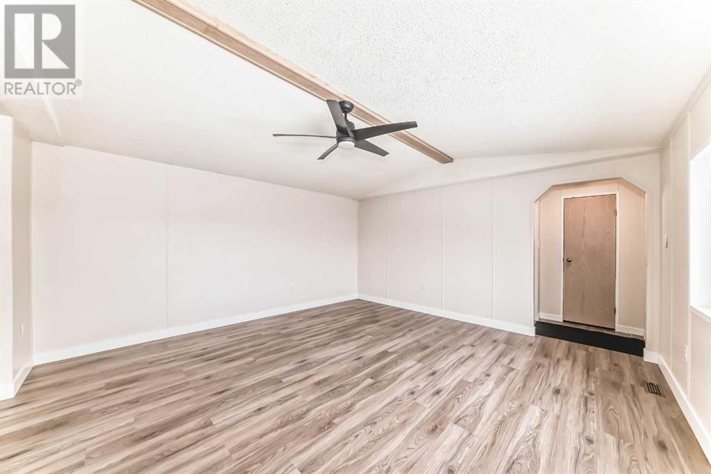 203 Burroughs Circle Ne, Calgary, Alberta  T1Y 6K8 - Photo 9 - A2194680
