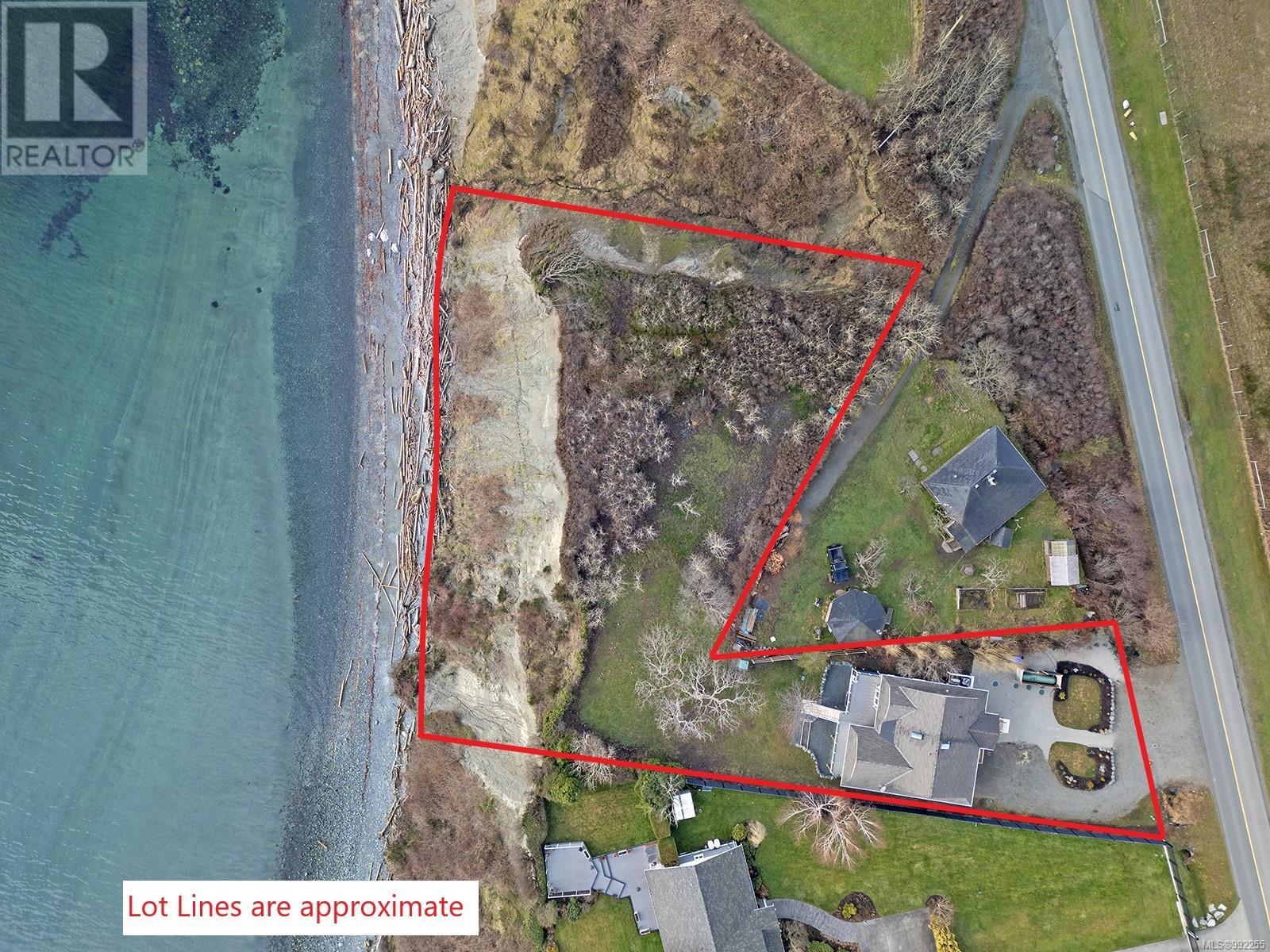 Property at 1027 Kye Bay Rd image 3