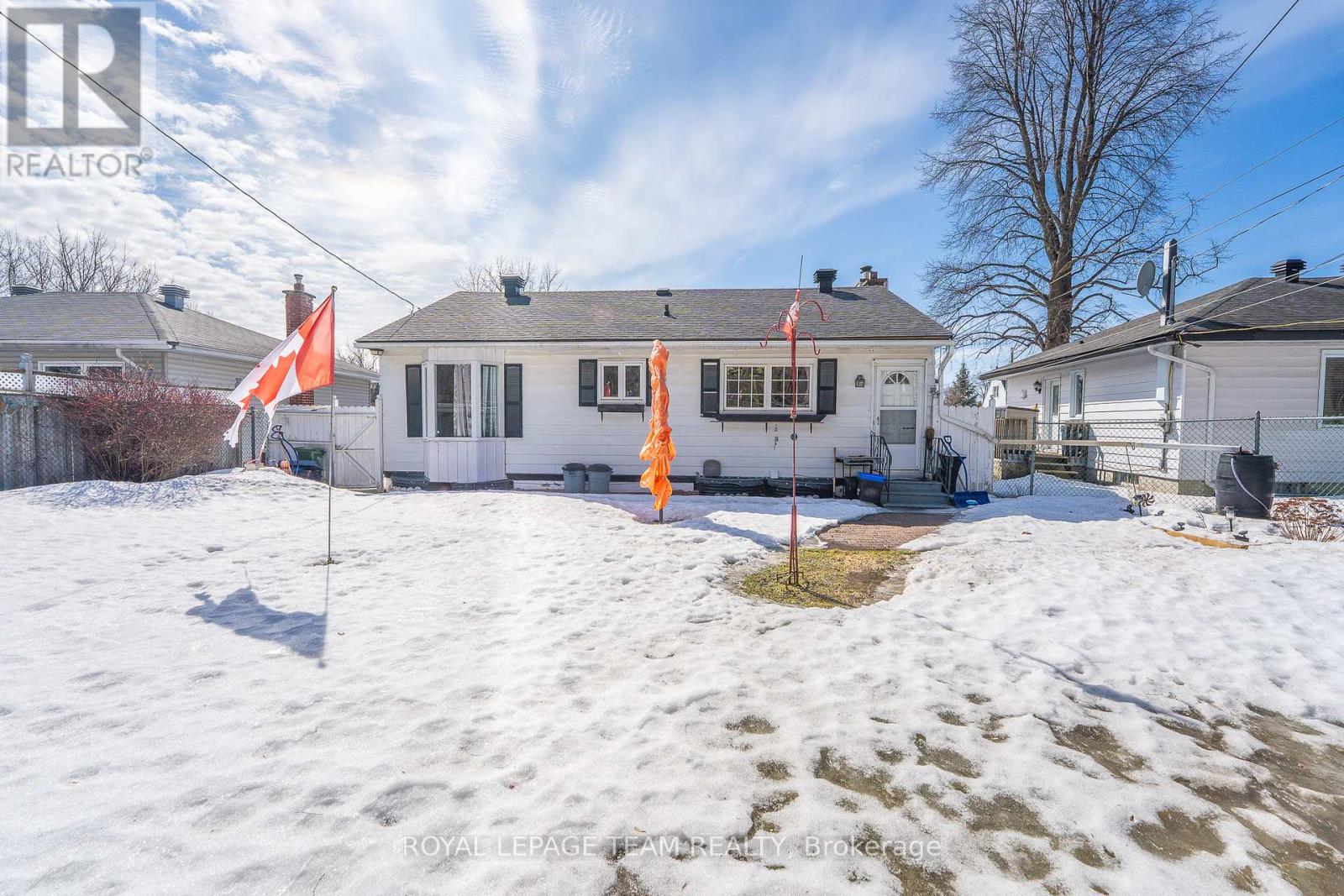 1781 Hutton Avenue, Ottawa, Ontario  K1G 1M1 - Photo 37 - X12027435