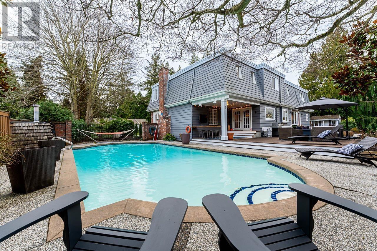 Property at 1060 EDEN CRESCENT image 2