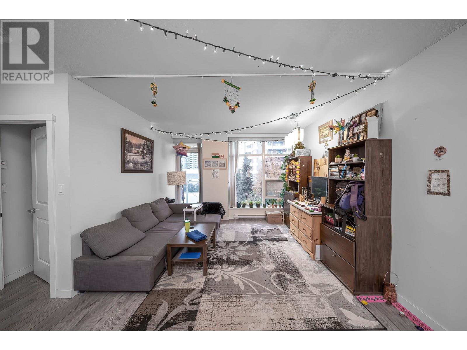 308 4880 Bennett Street, Burnaby, British Columbia  V5H 0C1 - Photo 13 - R2979488
