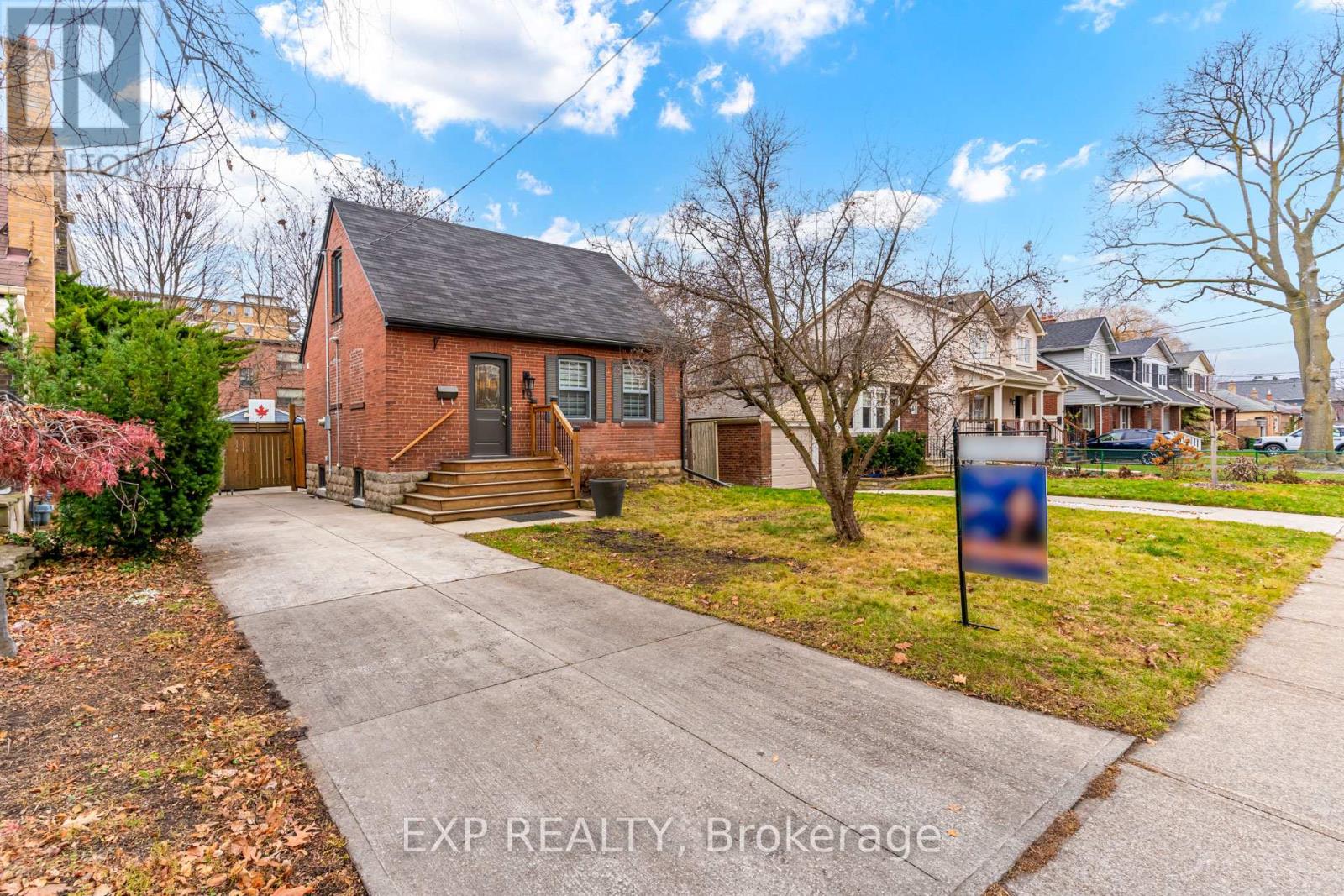 Property at 19 ALBANI STREET image 2