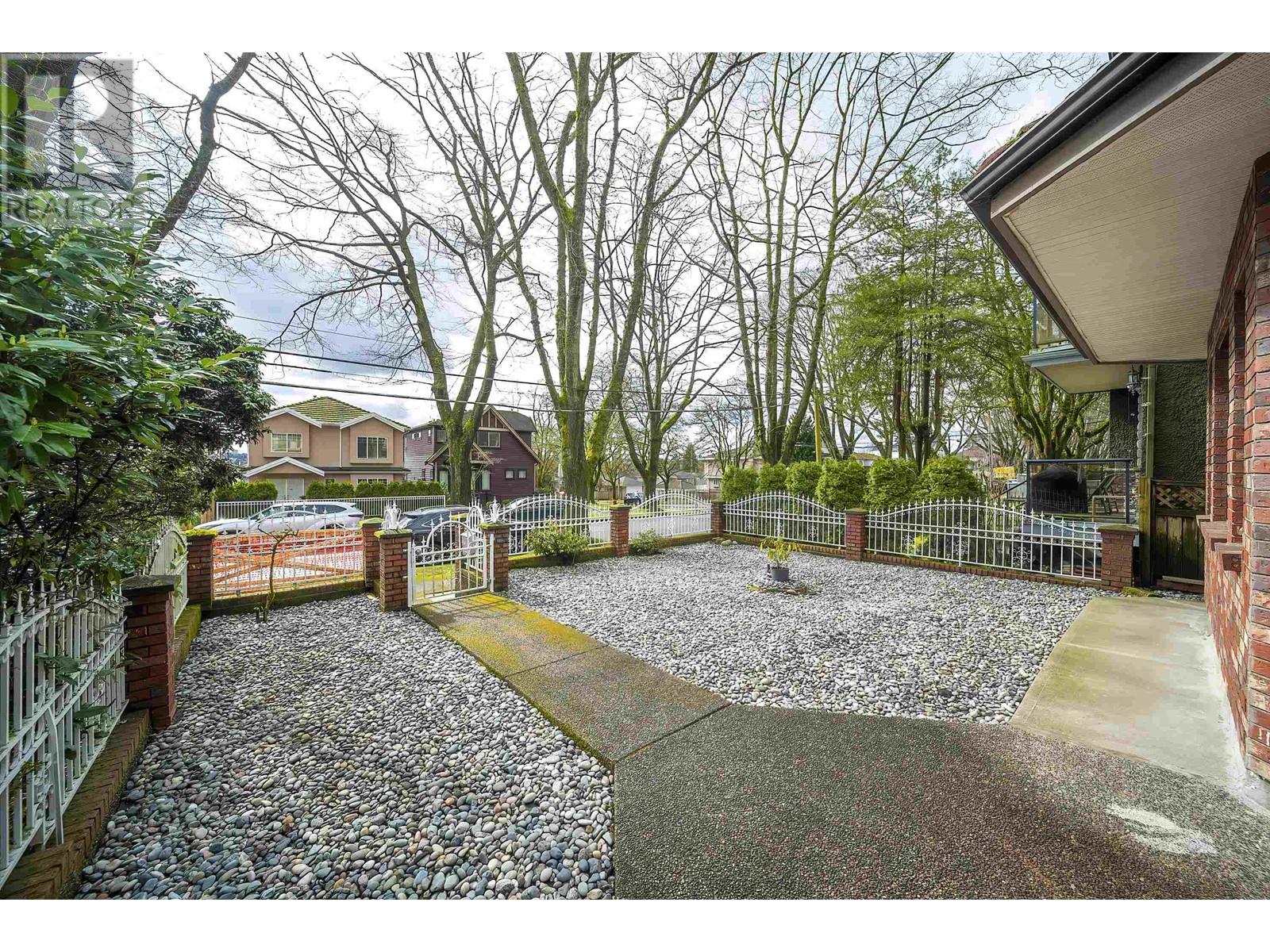 3609 Turner Street, Vancouver, British Columbia  V5K 2J2 - Photo 4 - R2977461