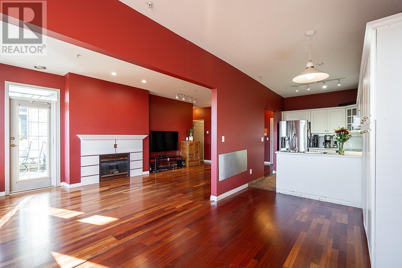 Listing Picture 8 of 40 : 125 12931 RAILWAY AVENUE, Richmond / 烈治文 - 魯藝地產 Yvonne Lu Group - MLS Medallion Club Member