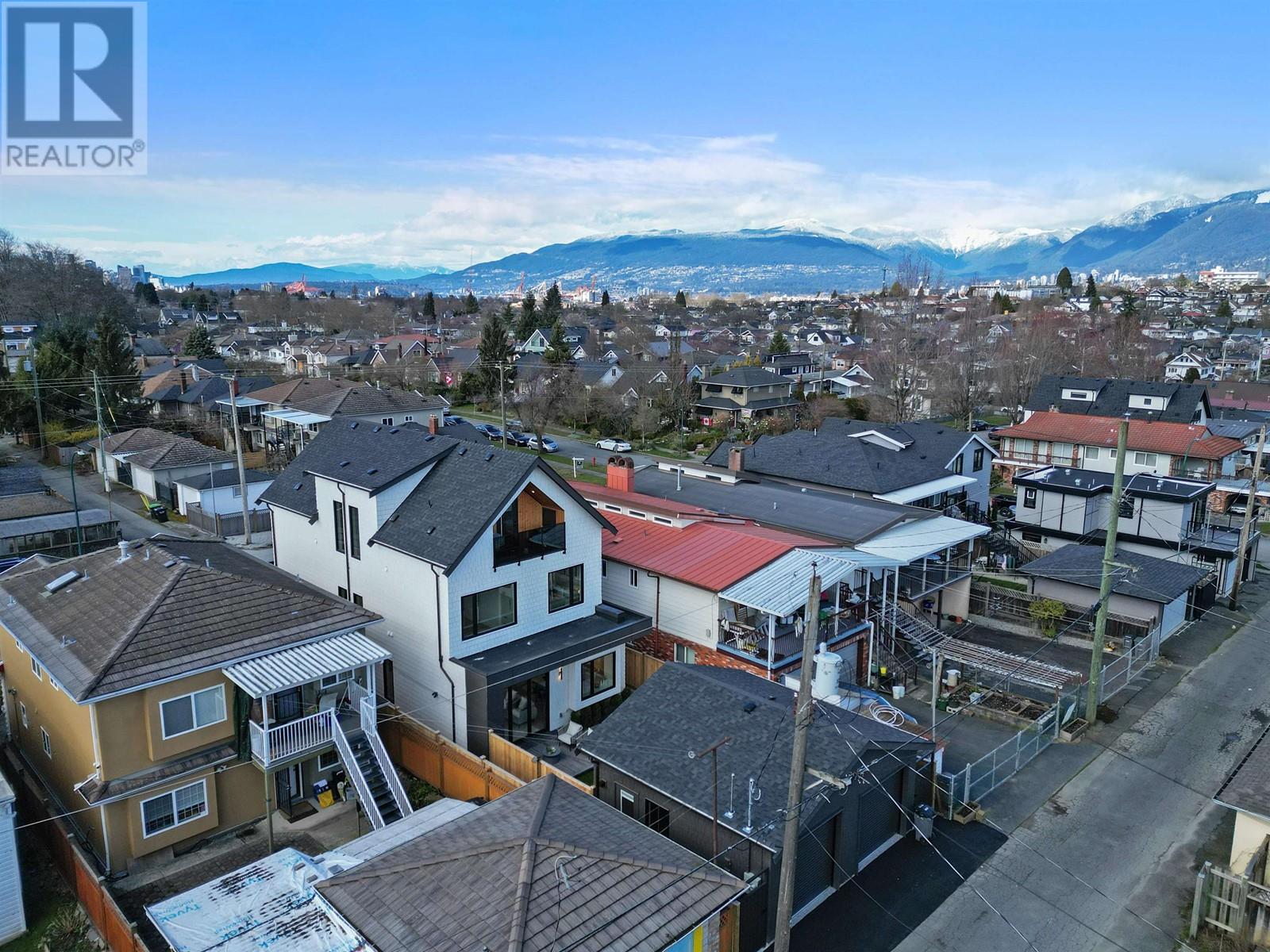 2 1260 Kaslo Street, Vancouver, British Columbia  V5K 3Z7 - Photo 36 - R2979455