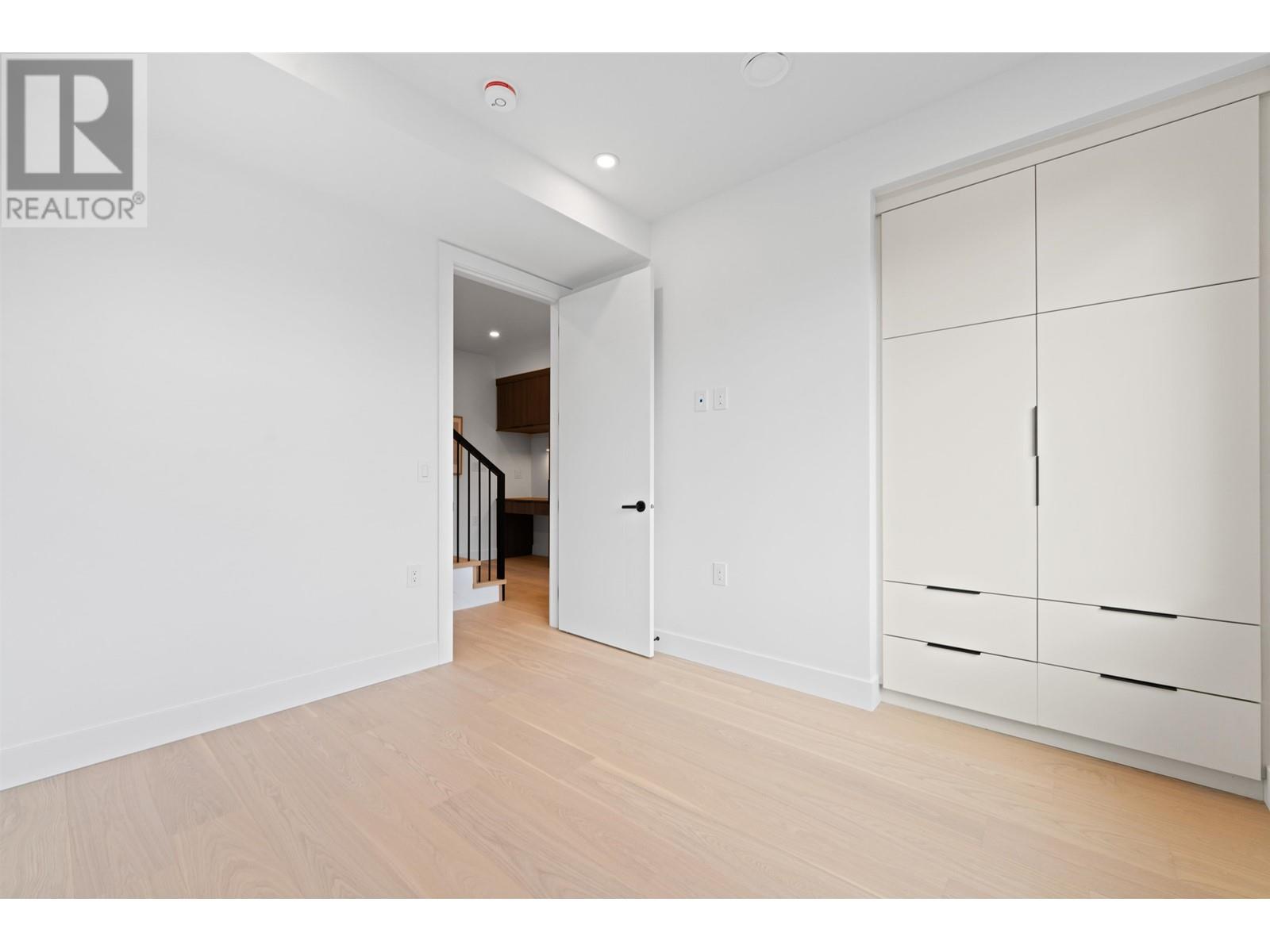 2 1260 Kaslo Street, Vancouver, British Columbia  V5K 3Z7 - Photo 18 - R2979455