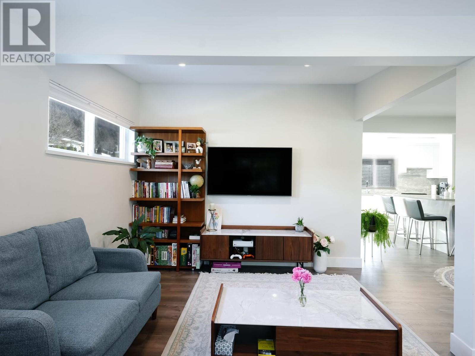 4449 Derby Place, North Vancouver, British Columbia  V7R 3R9 - Photo 9 - R2979576