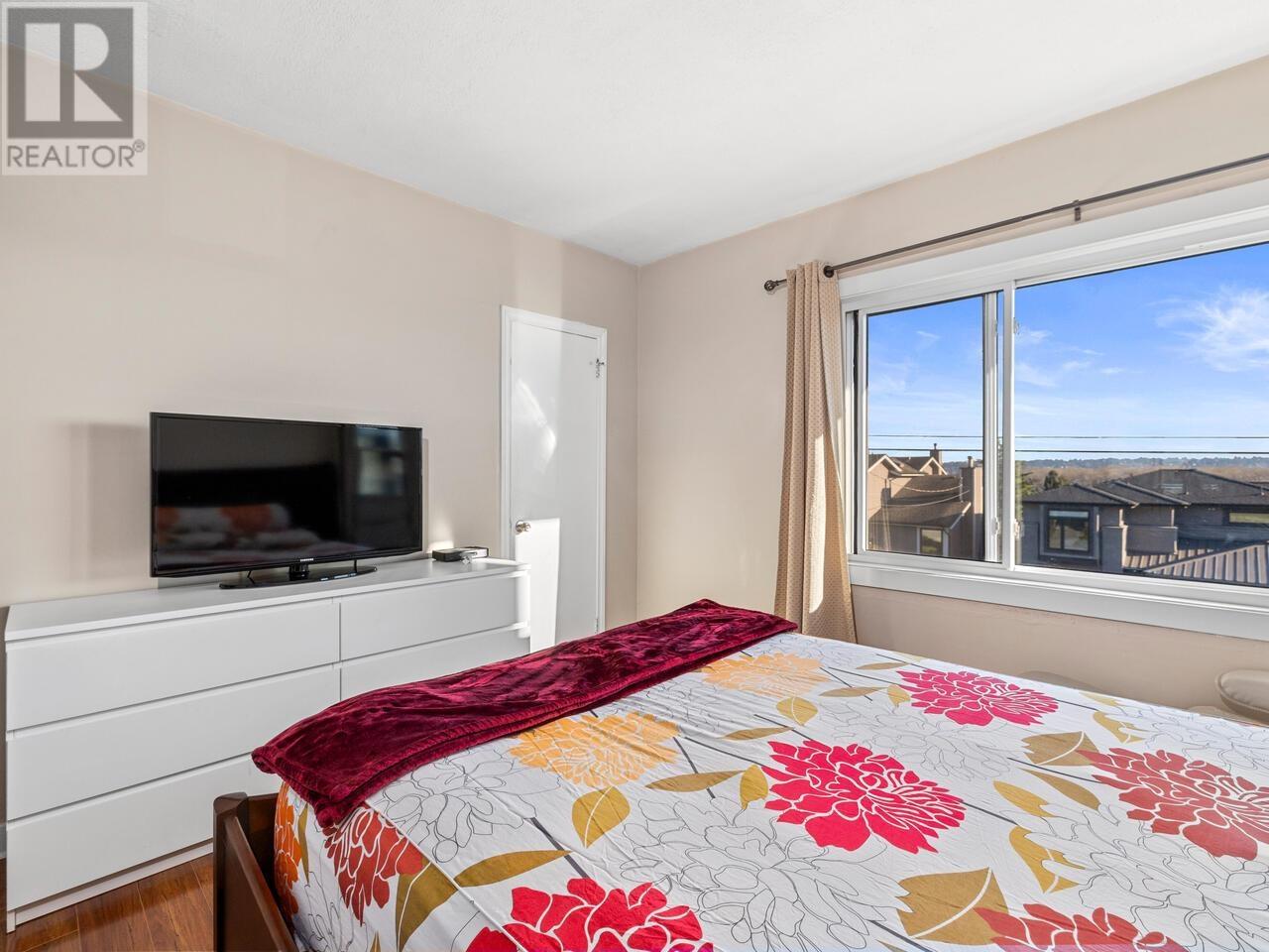1701 Nanaimo Street, New Westminster, British Columbia  V3M 2G7 - Photo 13 - R2979579