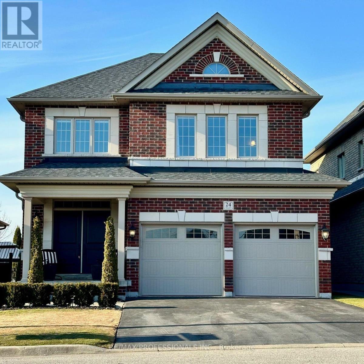 24 SERENE COURT, Whitby, Ontario