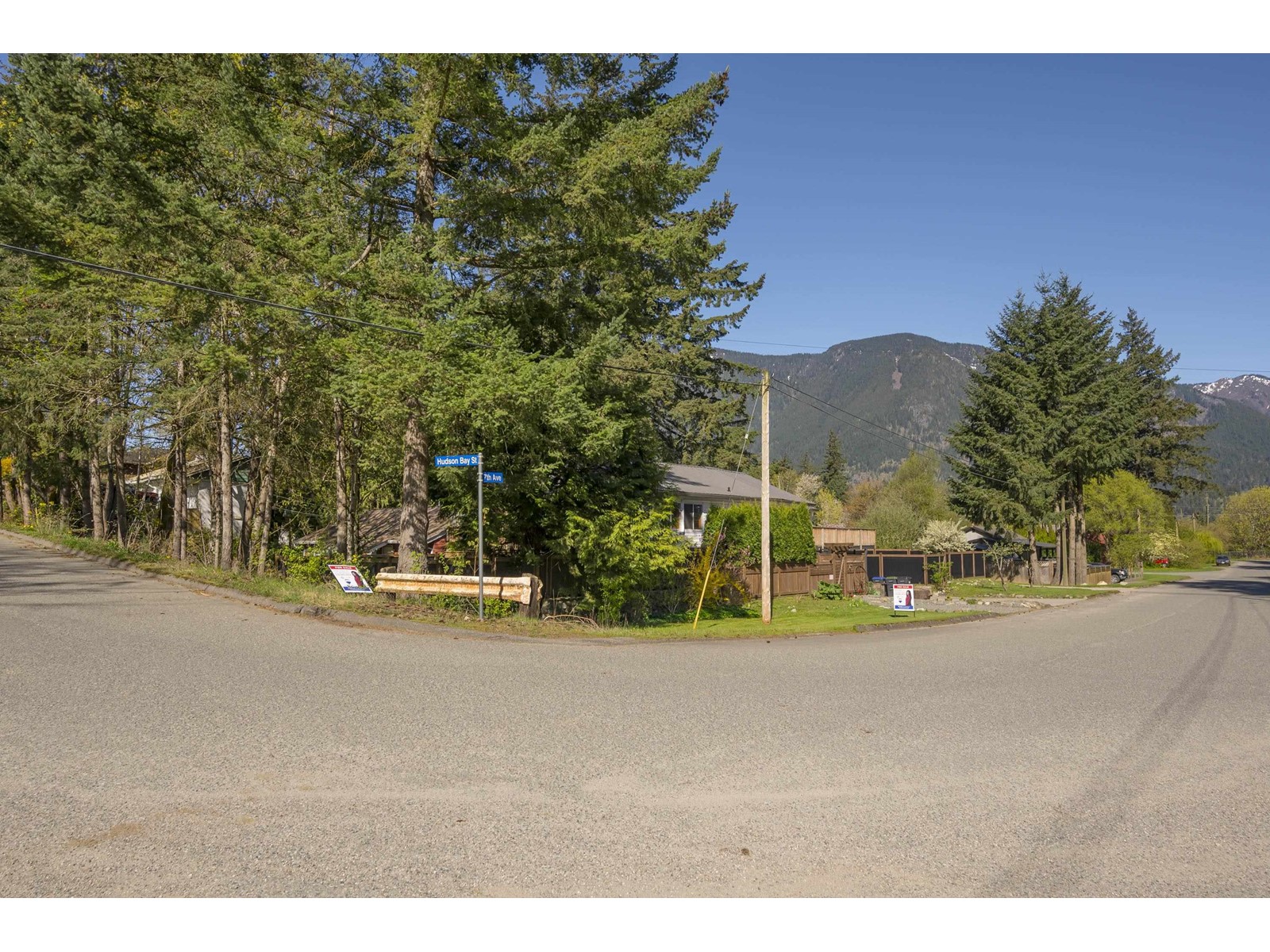 695 Hudson Bay Street, Hope, Hope, British Columbia  V0X 1L4 - Photo 4 - R2965812