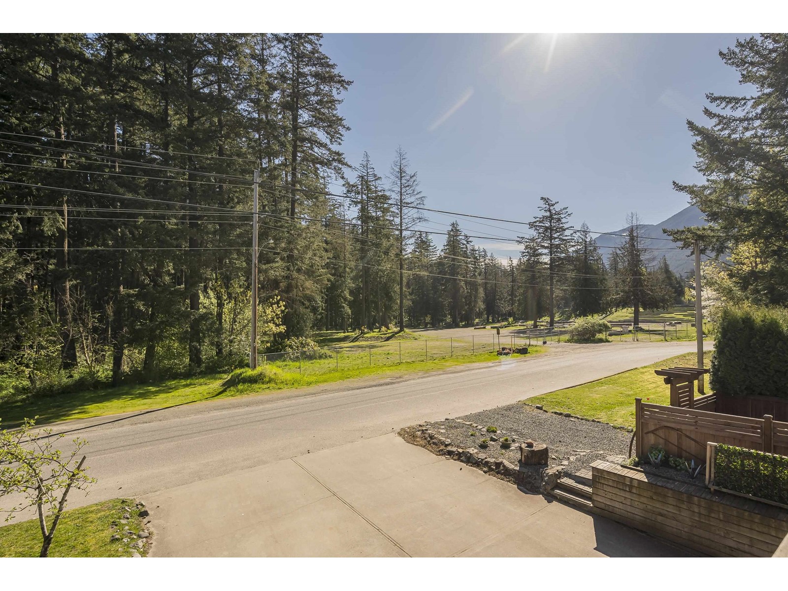 695 Hudson Bay Street, Hope, Hope, British Columbia  V0X 1L4 - Photo 39 - R2965812