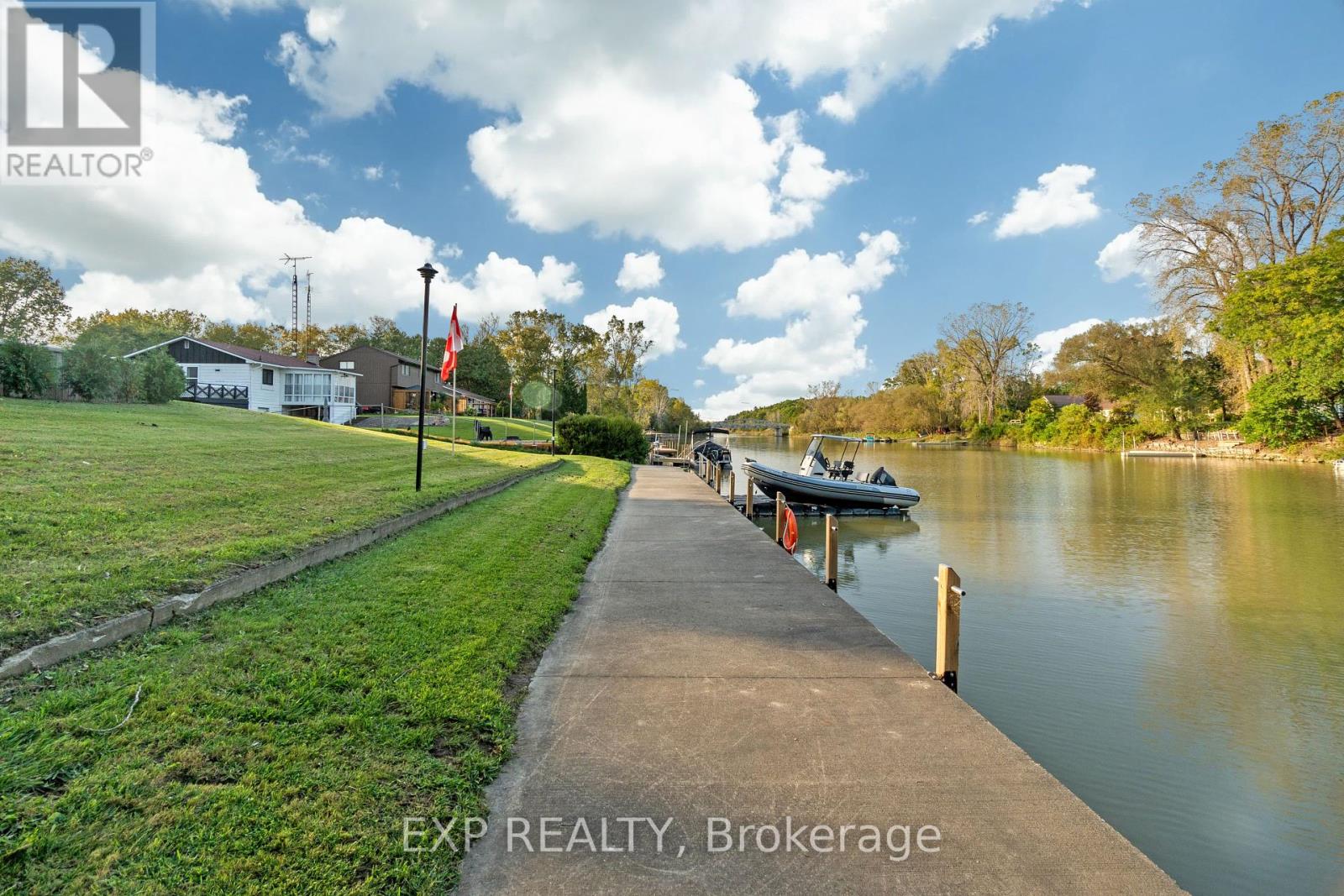 9952 Prince Philip Street, Lambton Shores (Port Franks), Ontario  N0M 2N0 - Photo 43 - X12027516
