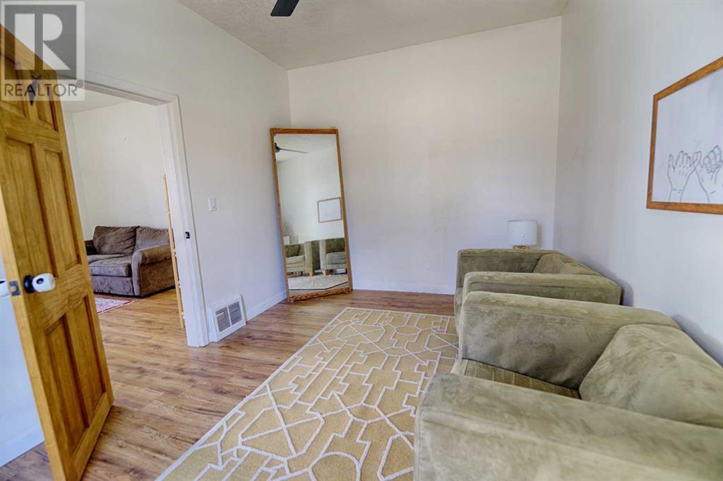 619 13 Street S, Lethbridge, Alberta  T1J 2W5 - Photo 6 - A2201931