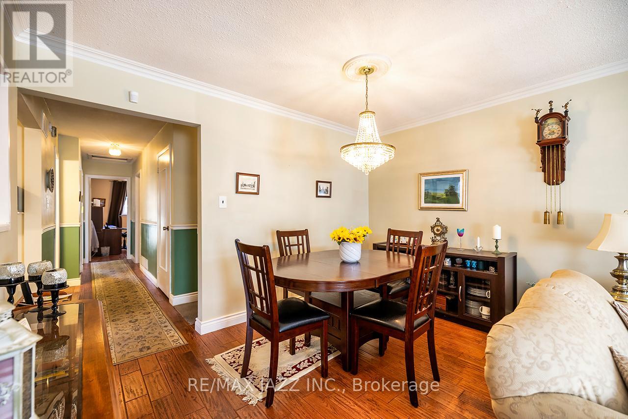 Property at 241 VIEWMOUNT STREET image 5