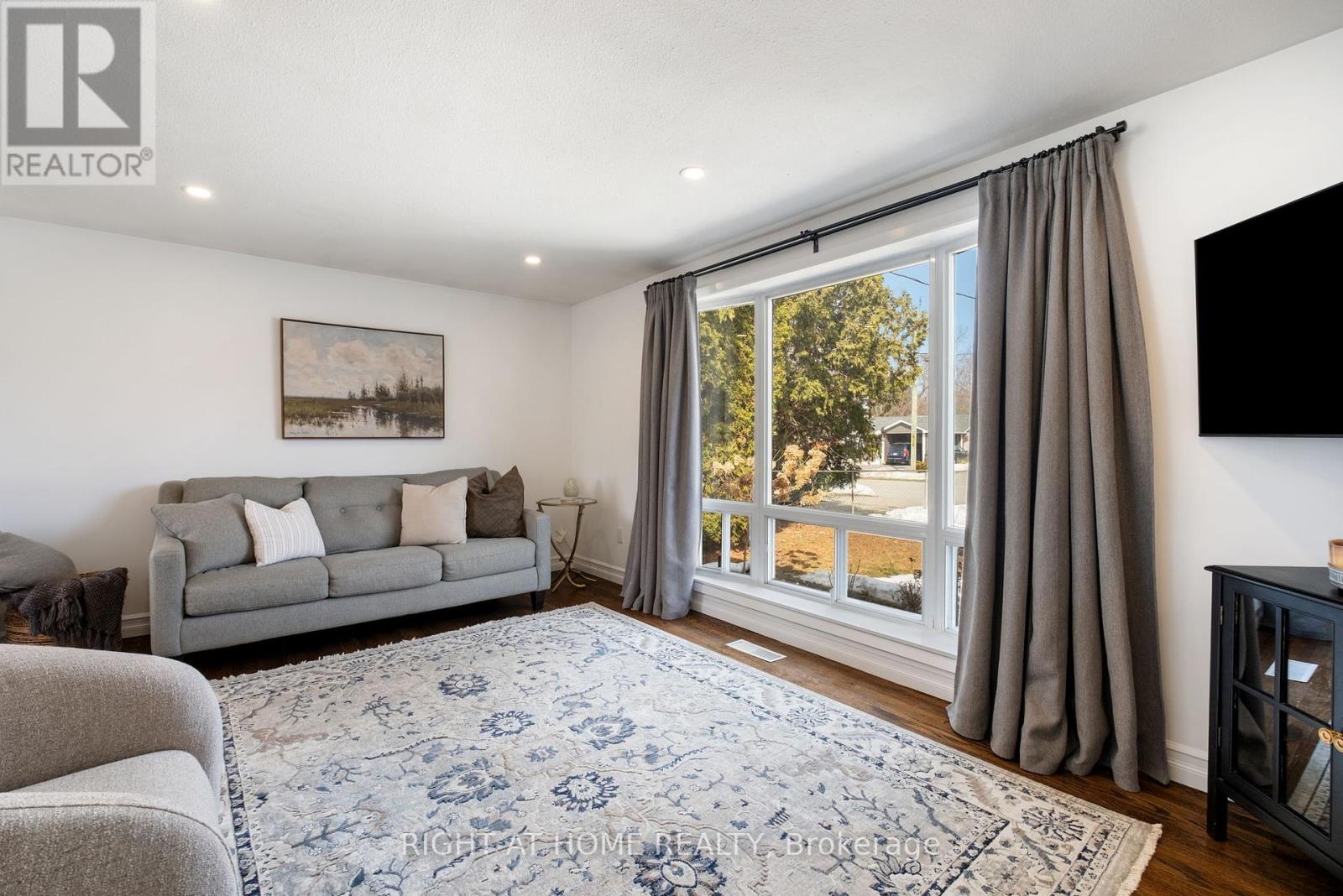 Property at 14 FAGAN DRIVE image 5