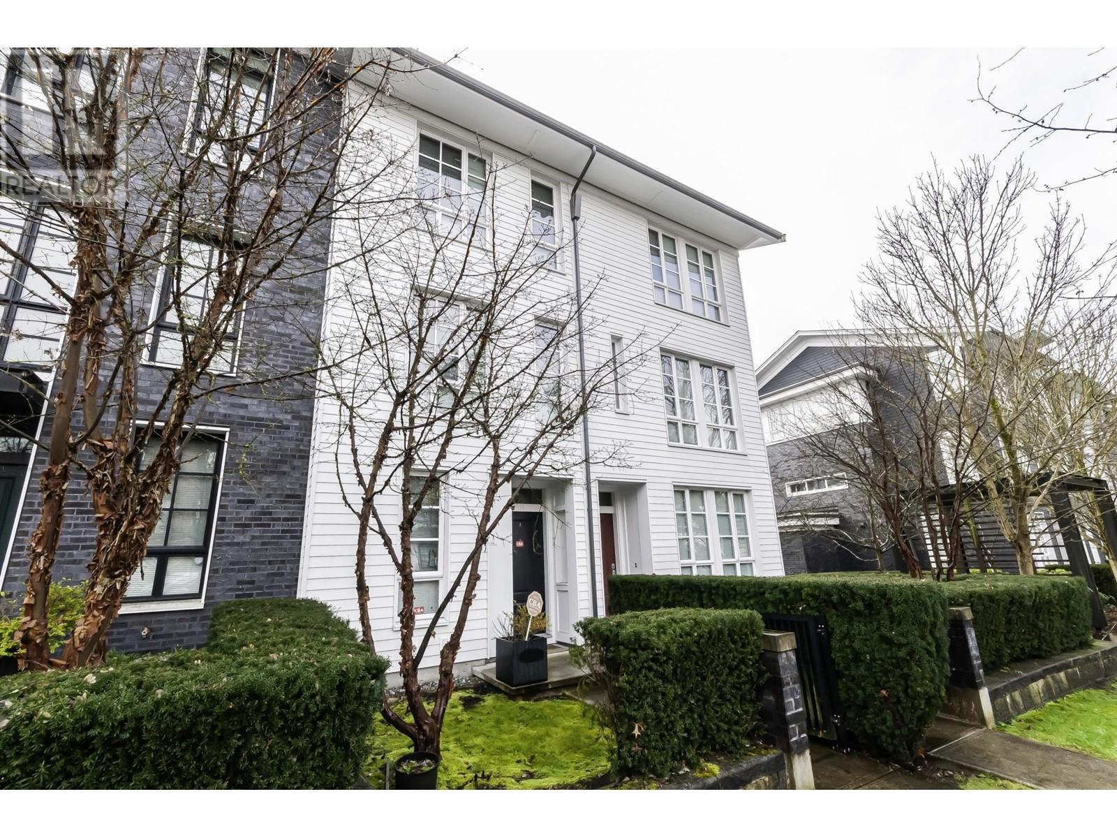 111 548 Foster Avenue, Coquitlam, British Columbia  V3J 0E2 - Photo 3 - R2979613