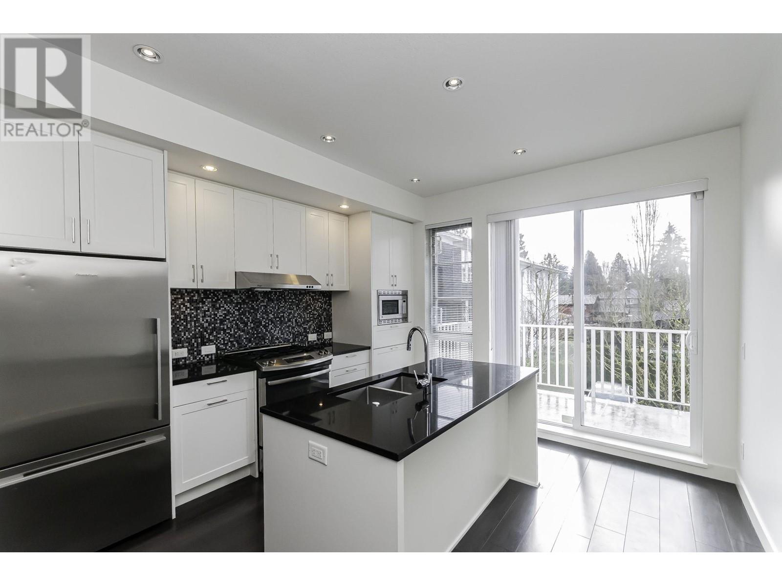 111 548 Foster Avenue, Coquitlam, British Columbia  V3J 0E2 - Photo 5 - R2979613