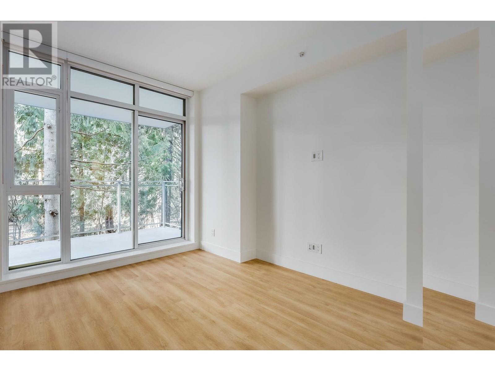 303 2325 Emery Court, North Vancouver, British Columbia  V7J 0E9 - Photo 6 - R2979618