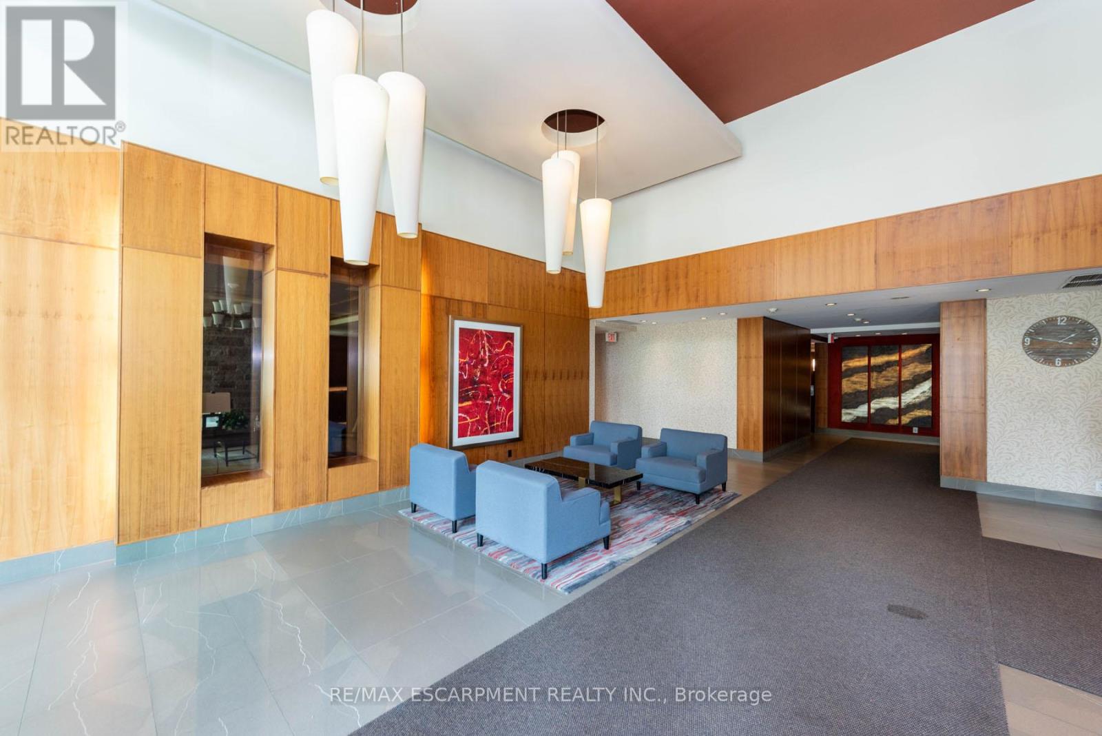 Property at 710 - 1055 SOUTHDOWN ROAD image 4