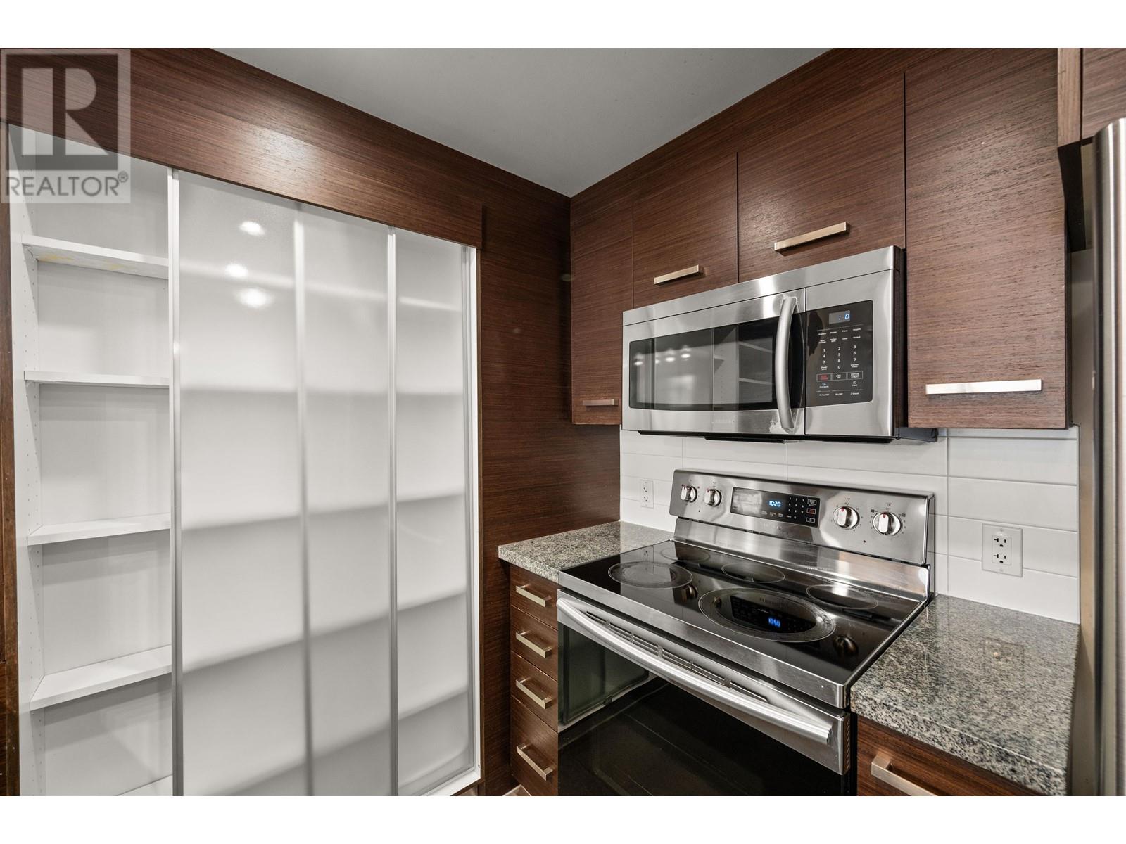204 2959 Glen Drive, Coquitlam, British Columbia  V3B 0B8 - Photo 14 - R2979203