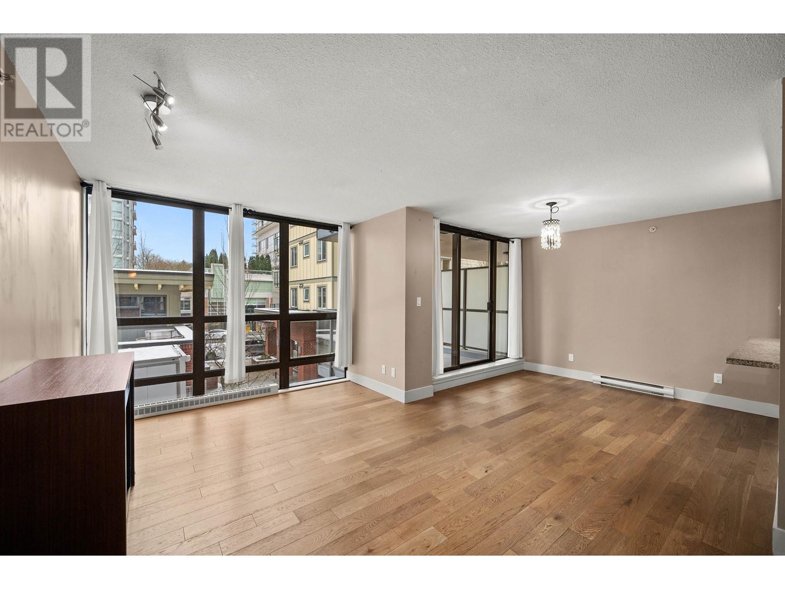 204 2959 Glen Drive, Coquitlam, British Columbia  V3B 0B8 - Photo 5 - R2979203
