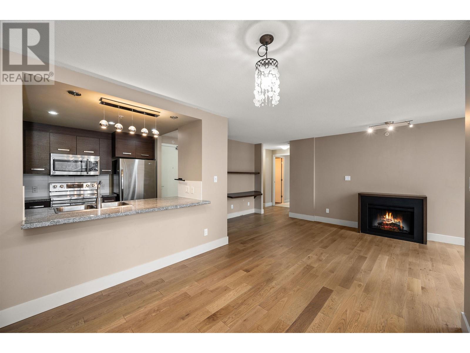 204 2959 Glen Drive, Coquitlam, British Columbia  V3B 0B8 - Photo 10 - R2979203