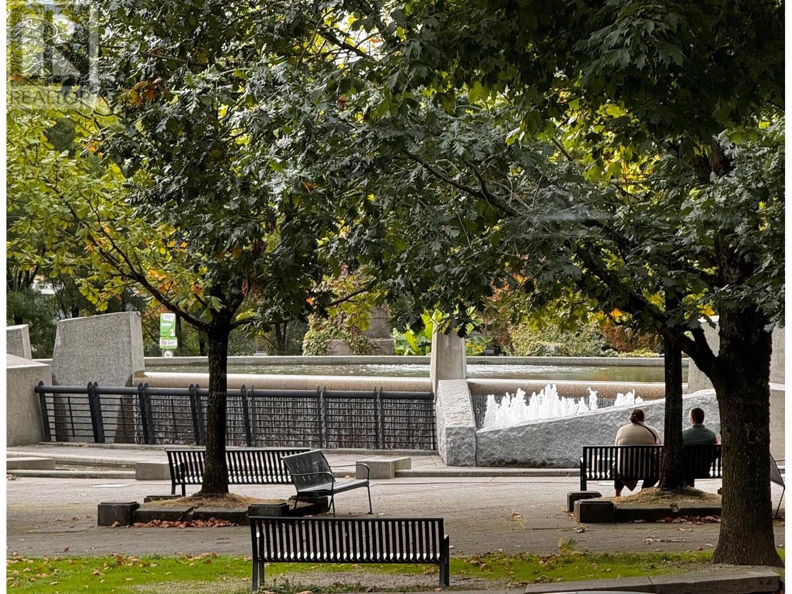 Listing Picture 14 of 14 : 471 BEACH CRESCENT, Vancouver / 溫哥華 - 魯藝地產 Yvonne Lu Group - MLS Medallion Club Member