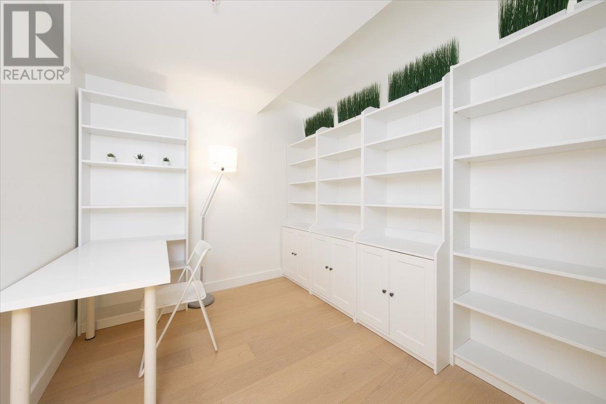 1581 W 57th Avenue, Vancouver, British Columbia  V6P 0H7 - Photo 14 - R2977881
