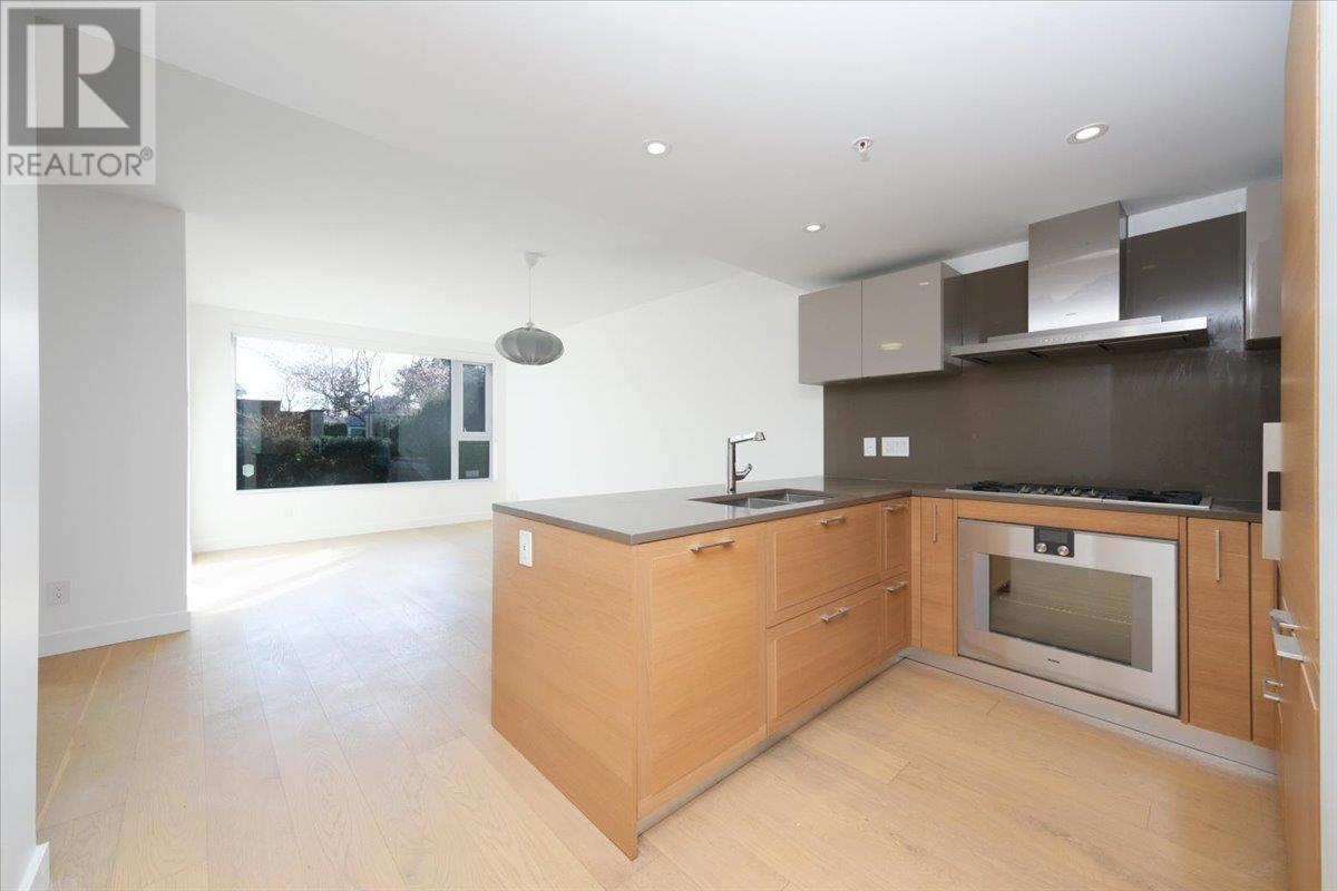 1581 W 57th Avenue, Vancouver, British Columbia  V6P 0H7 - Photo 10 - R2977881