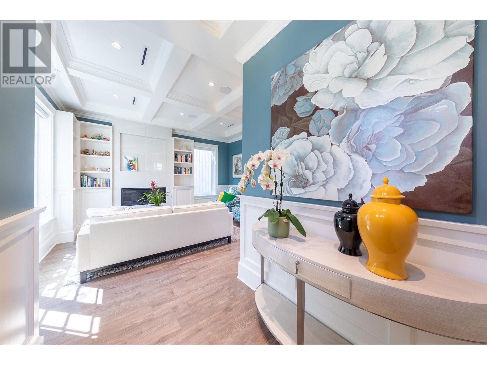 Property at 3755 W 13TH AVENUE image 3