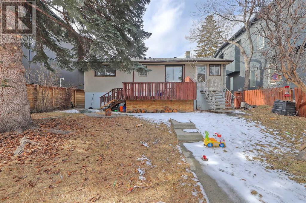 Property at 4124 16 Street SW image 5