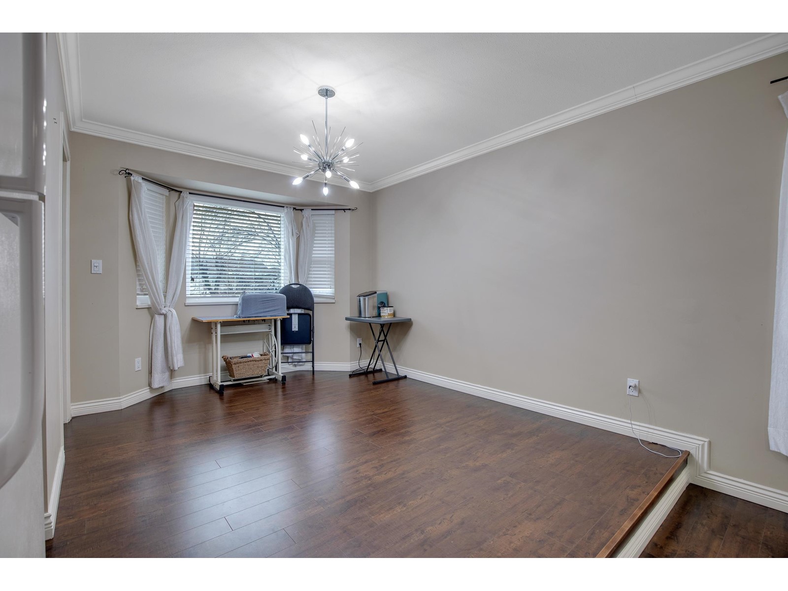 6960 143a Street, Surrey, British Columbia  V3W 0E3 - Photo 9 - R2976169