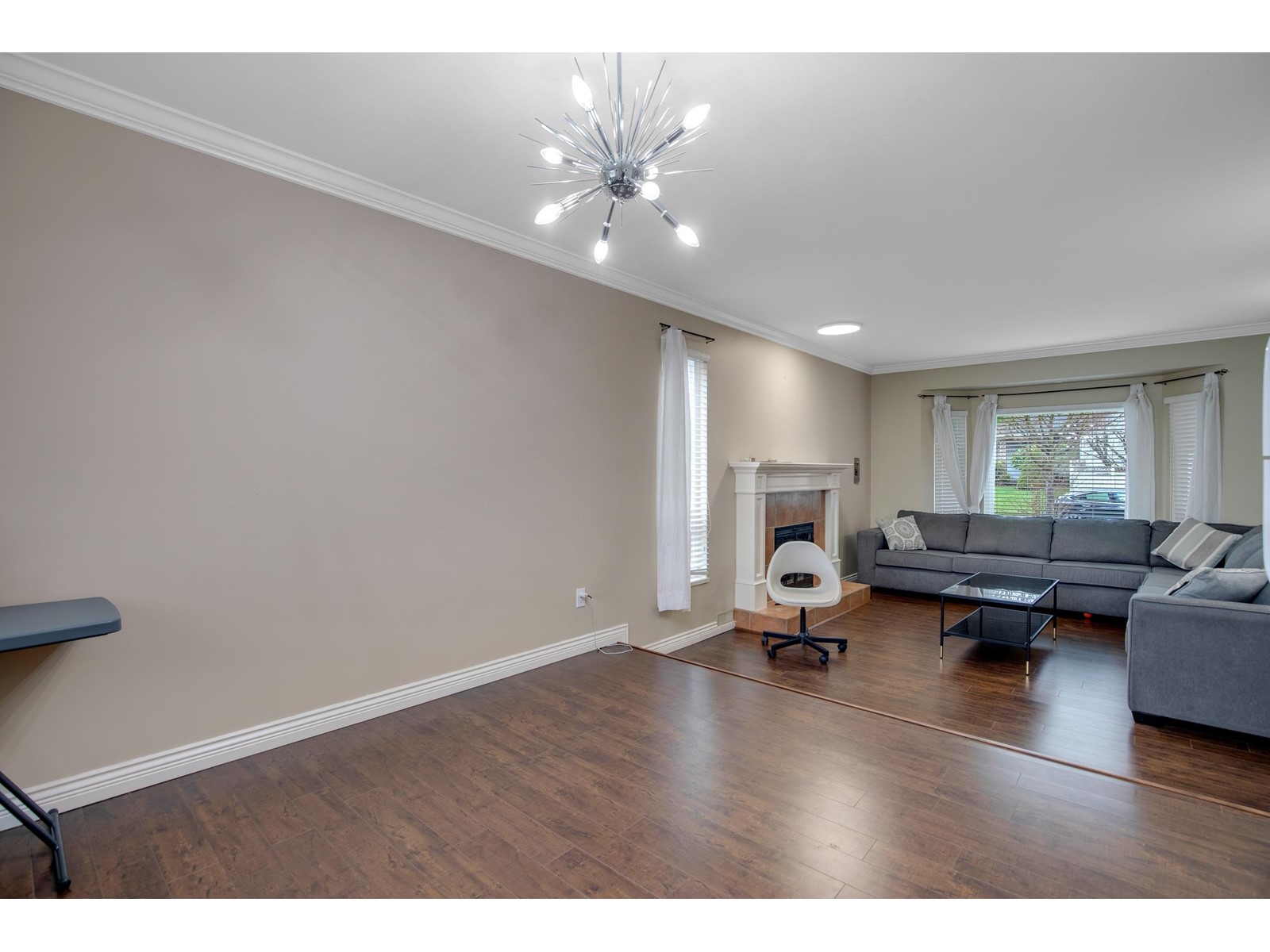 6960 143a Street, Surrey, British Columbia  V3W 0E3 - Photo 6 - R2976169