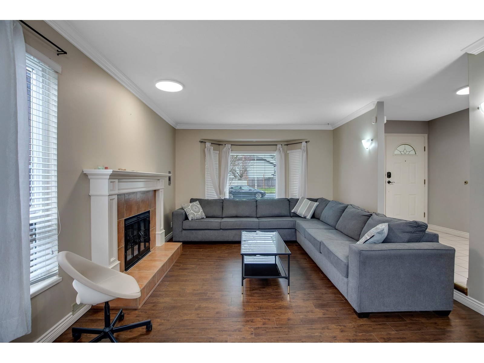6960 143a Street, Surrey, British Columbia  V3W 0E3 - Photo 3 - R2976169