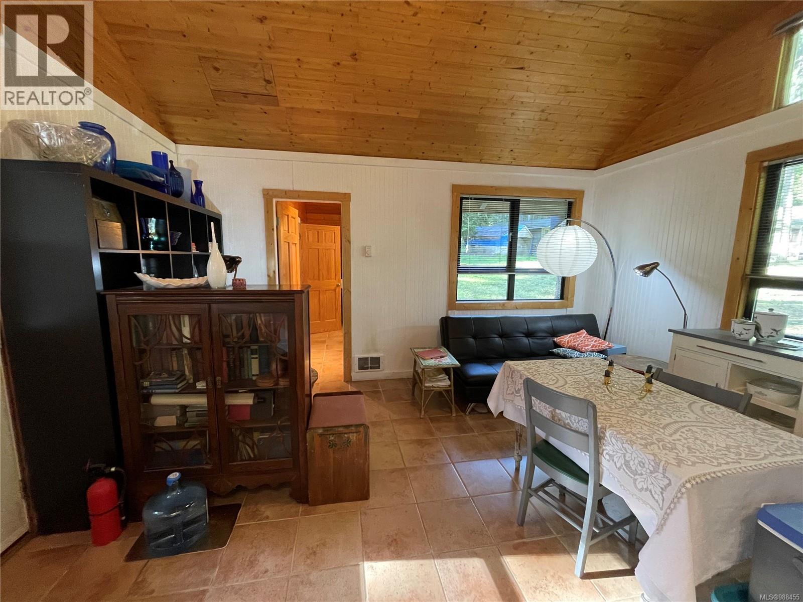 685 Weathers Way, Mudge Island, British Columbia  V0R 1X0 - Photo 26 - 988455