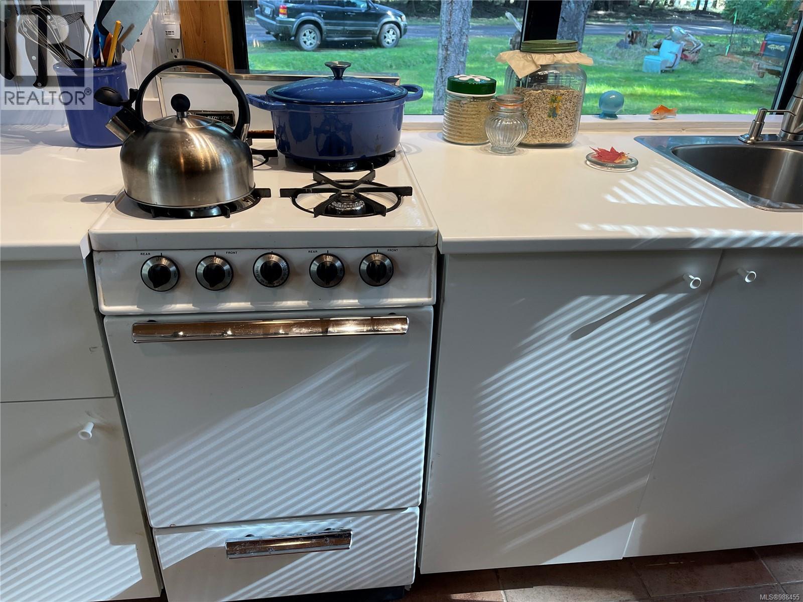 685 Weathers Way, Mudge Island, British Columbia  V0R 1X0 - Photo 21 - 988455