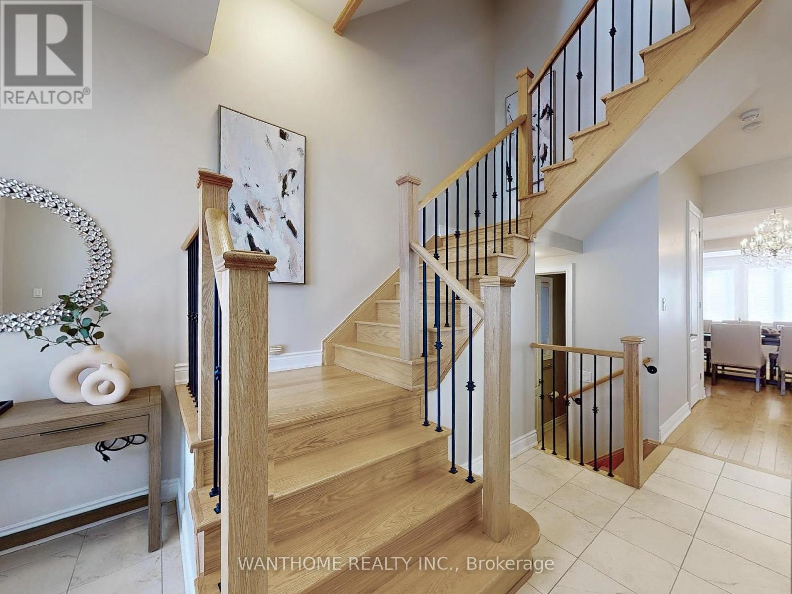 Property at 45 GIARDINA CRESCENT image 2
