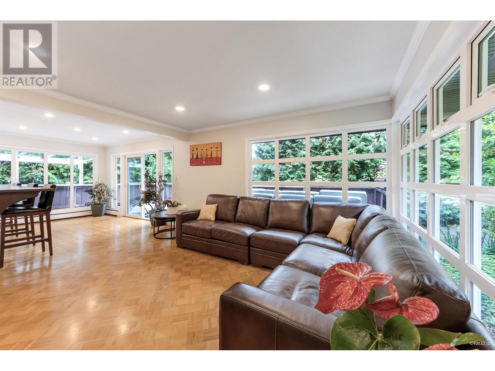 Property at 4540 MOUNTAIN HIGHWAY image 4