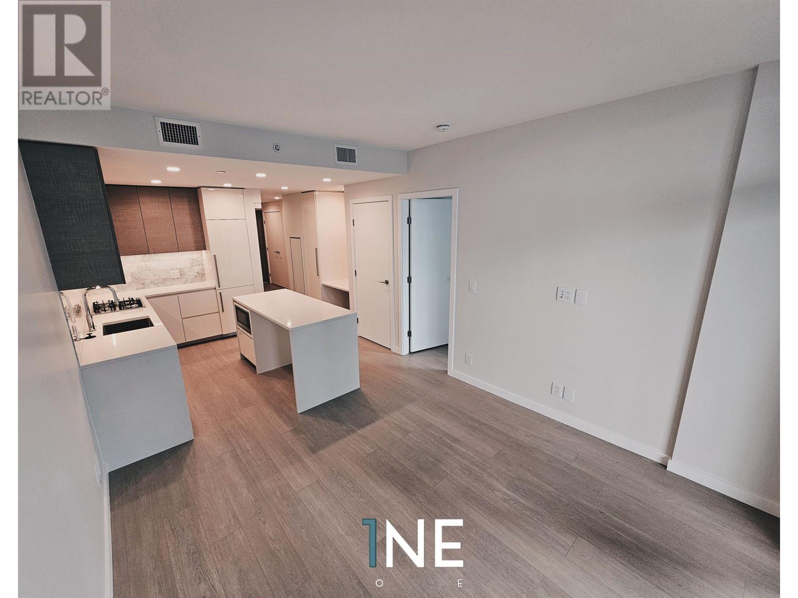 1209 2108 Gilmore Avenue, Burnaby, British Columbia  V5C 0N8 - Photo 3 - R2974218