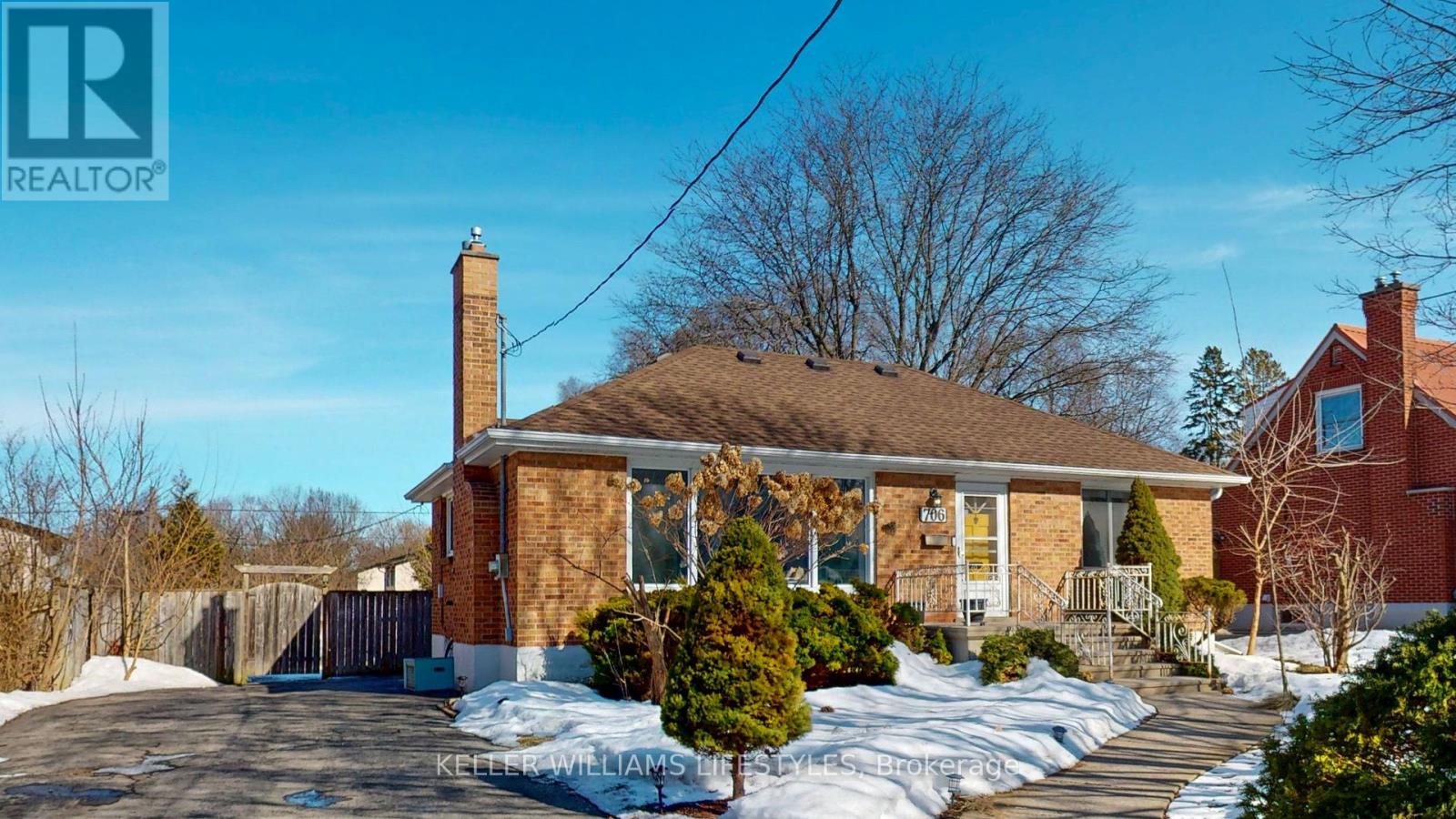 706 Leroy Avenue