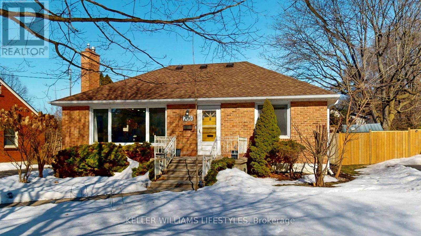 Photo 2 of 50 for 706 Leroy Avenue