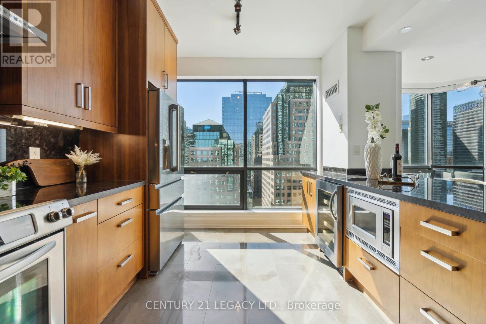 Property at 2309 - 10 QUEENS QUAY W image 1