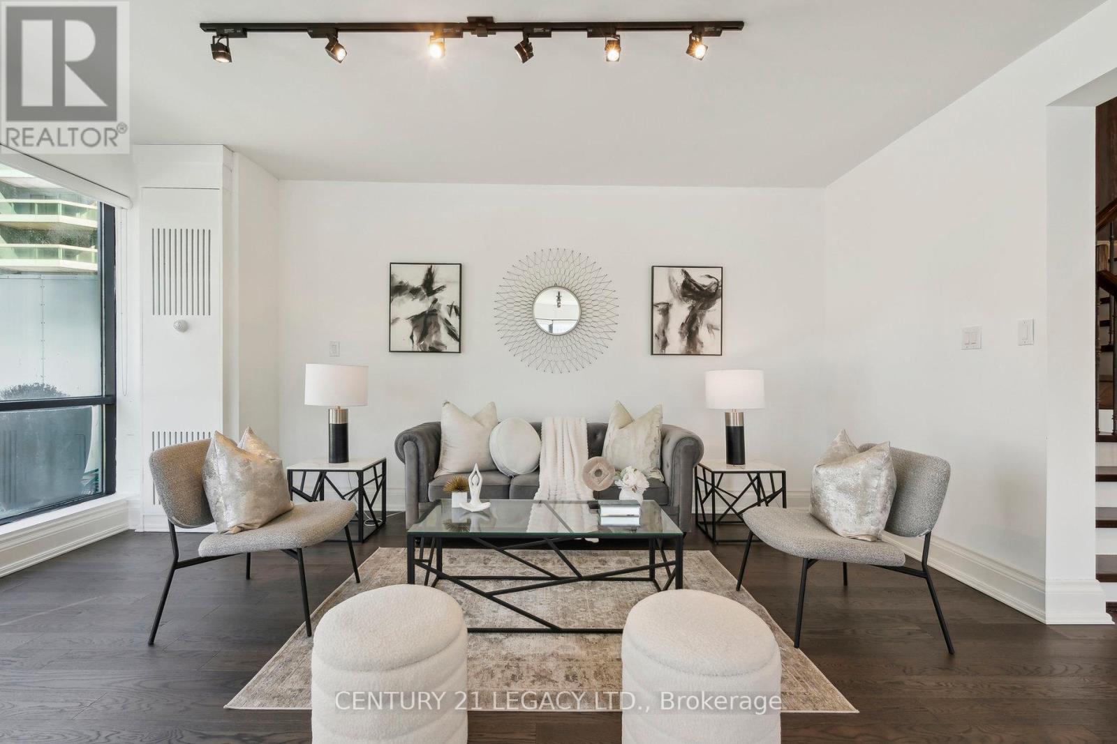 Property at 2309 - 10 QUEENS QUAY W image 4