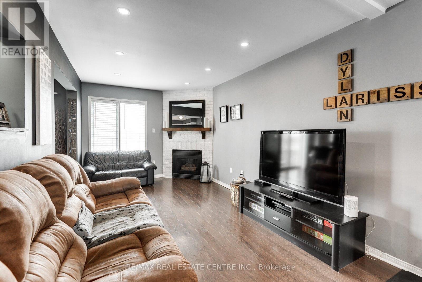 226 Howard Crescent, Orangeville, Ontario  L9W 4W6 - Photo 11 - W12027617