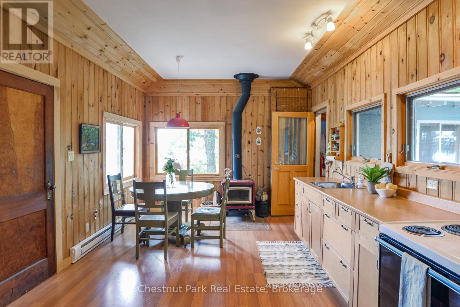 26 Island 26lm, Gravenhurst, Ontario  P1P 1R2 - Photo 12 - X12027647