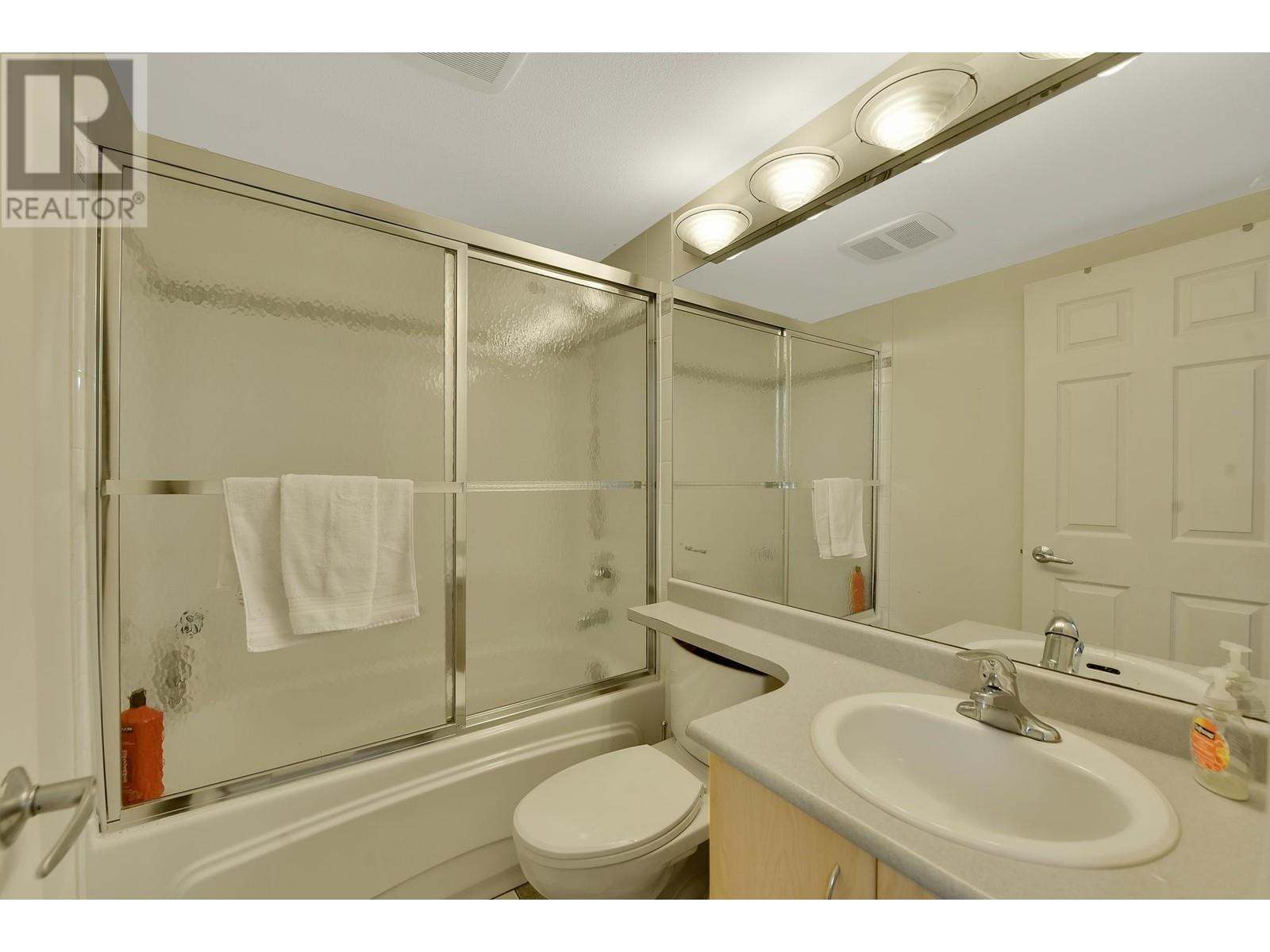 8 7238 18th Avenue, Burnaby, British Columbia  V3N 1H3 - Photo 18 - R2966819
