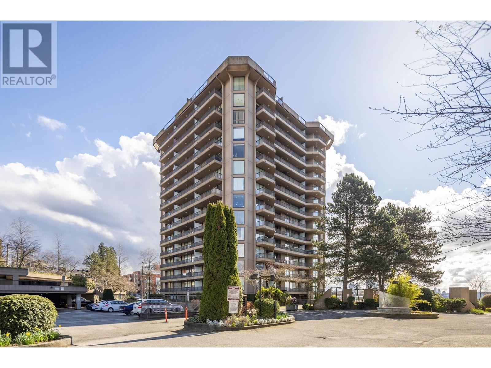 802 3760 Albert Street, Burnaby, British Columbia  V5C 5Y8 - Photo 1 - R2979636