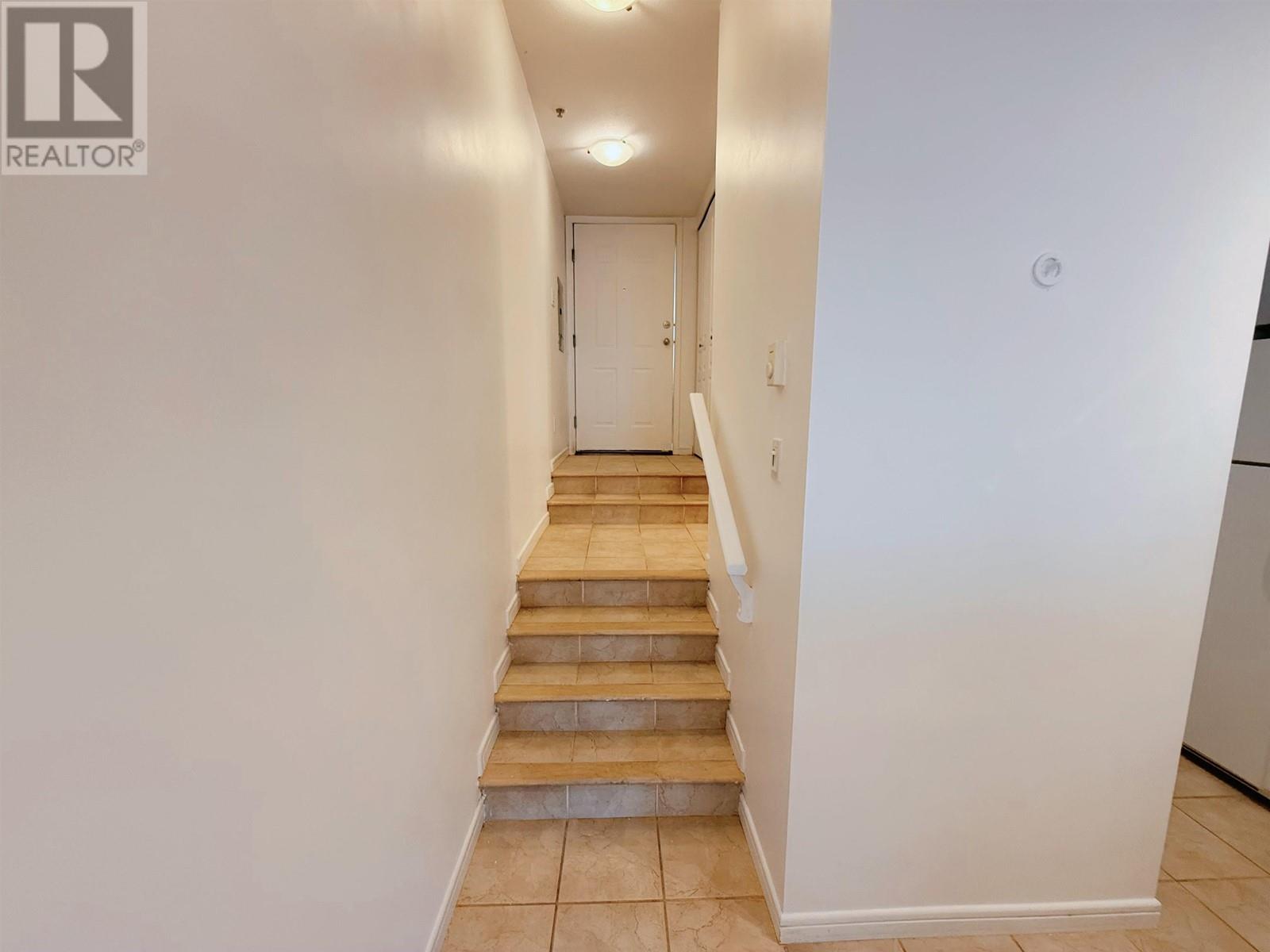 212 3727 W 10th Avenue, Vancouver, British Columbia  V6R 2G5 - Photo 8 - R2979413